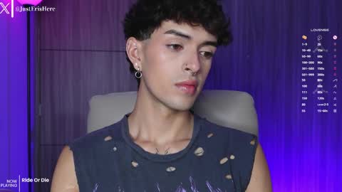   online show from April 3, 10:35 am