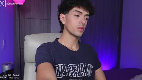   online show from April 4, 1:19 pm