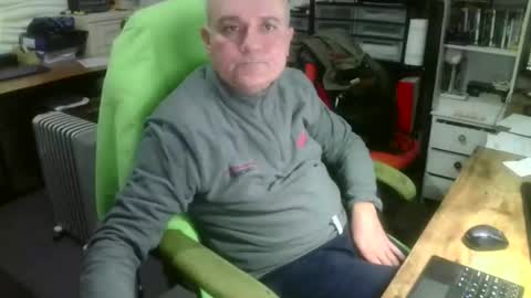 ernello online show from December 4, 1:53 pm