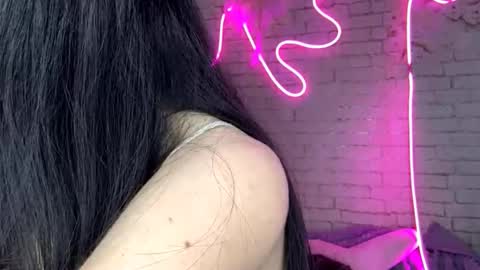 Nina online show from February 21, 11:00 am