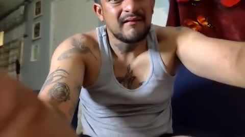 Ernesto online show from April 25, 7:33 am