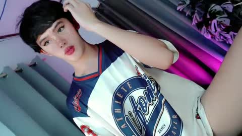erotic_empress18 online show from June 28, 12:22 pm