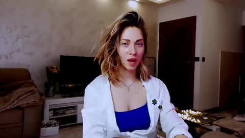 Snapshot of eroticgiftxxx chatting on March 10, 8:04 am LylaXXX online show from March 10, 8:04 am