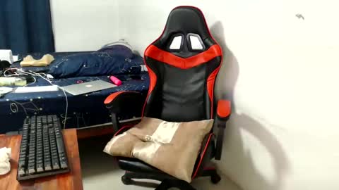 Tom Delaney online show from December 27, 5:42 am