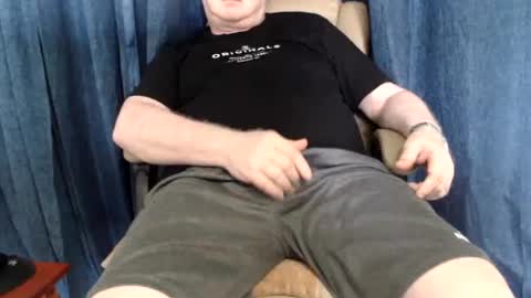 Tom Delaney online show from July 31, 2:44 am