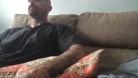 Snapshot of errock87 chatting on February 19, 5:53 pm Erik McCarthy online show from February 19, 5:53 pm