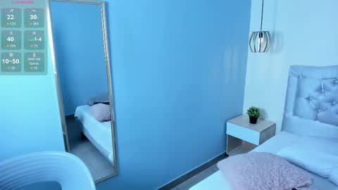 Escarlet online show from February 18, 11:17 am