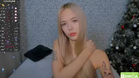 Megan and Brad online show from December 23, 3:48 am