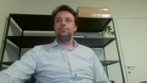 Snapshot of esibizionista_91 chatting on April 14, 2:23 pm esibizionista 91 online show from April 14, 2:23 pm