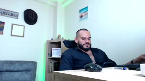 Esteban Fernandez online show from June 30, 3:29 am
