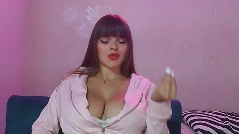 Snapshot of estefaniia__121 chatting on January 7, 2:30 pm Estefa online show from January 7, 2:30 pm