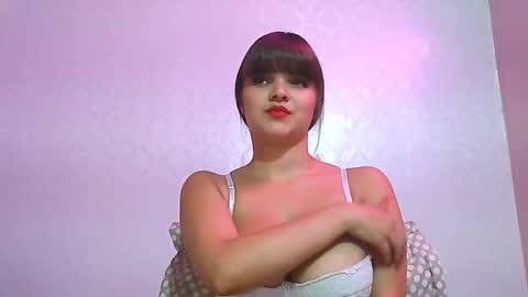 Snapshot of estefaniia__121 chatting on March 26, 1:38 pm Estefa online show from March 26, 1:38 pm