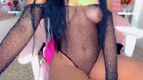 estefany_squirt online show from July 10, 4:28 am