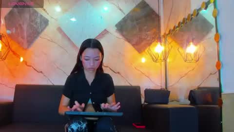 esteisy_blessed online show from June 16, 5:04 pm