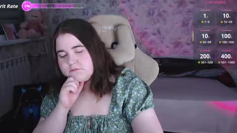 estelle_hicks online show from May 24, 6:57 pm