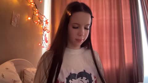 Snapshot of estellezdebski chatting on July 9, 2:43 pm estellezdebski online show from July 9, 2:43 pm