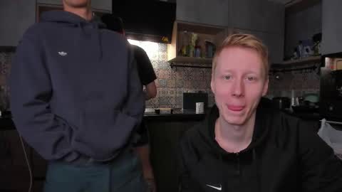 LOUIS online show from March 15, 7:36 am