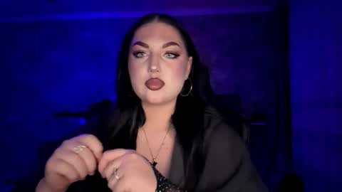 Snapshot of estrellaibbotson chatting on March 2, 4:47 pm Lola online show from March 2, 4:47 pm