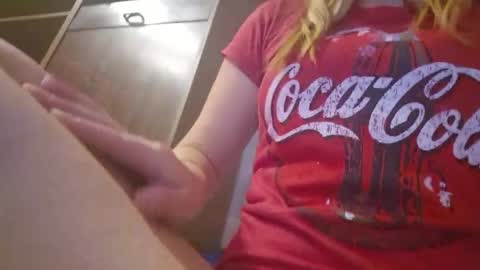 estrellawalters online show from November 1, 4:42 pm