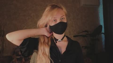Sophia online show from May 16, 1:02 am