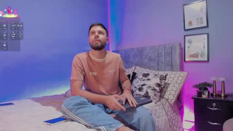 ADAM TAYLOR  ETHAN CAMBAL INDEPENDENT MODELS online show from April 11, 8:46 pm