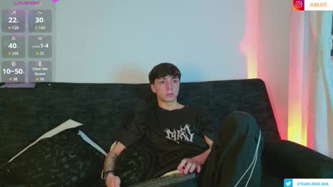 ethan and ava online show from March 29, 2:33 am