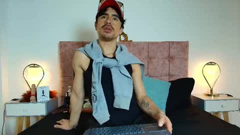 ethan  online show from April 17, 8:23 pm