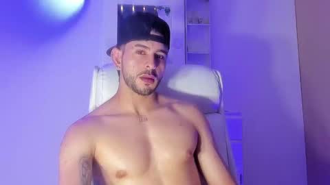 Ethan Muller online show from February 6, 8:56 pm