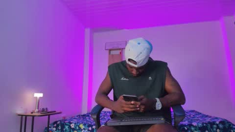 ethan travis online show from September 30, 5:40 pm