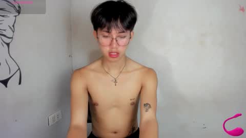 Snapshot of ethereal_blake chatting on December 16, 7:46 am BLAKE online show from December 16, 7:46 am