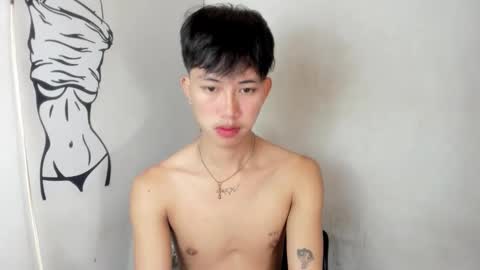 Snapshot of ethereal_blake chatting on February 25, 8:35 am BLAKE online show from February 25, 8:35 am