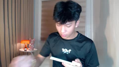 Rey online show from February 24, 3:43 pm