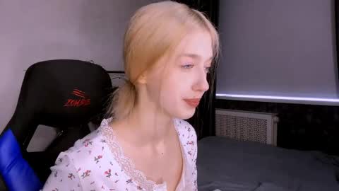 Tali online show from April 4, 11:08 am