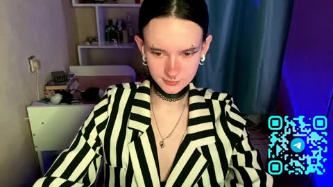 Kate online show from April 12, 11:04 am