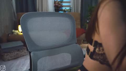 Mira online show from February 15, 2:14 pm