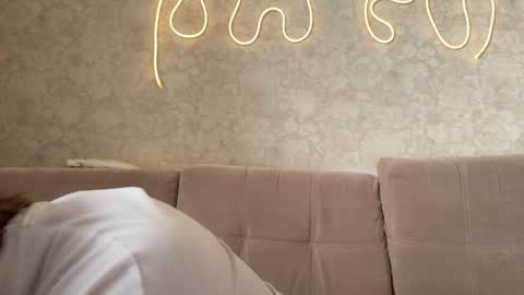 Eva Calvin online show from March 18, 5:21 am