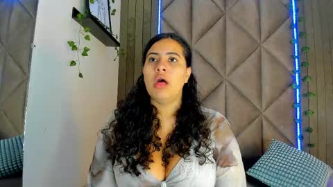 EVA DAEMON  online show from April 17, 11:46 am