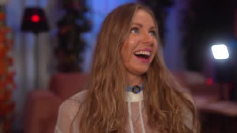 Eva online show from November 2, 8:00 pm