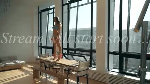 Eva online show from April 4, 7:55 pm