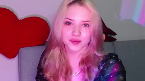 Snapshot of eva_foxxxyy chatting on February 19, 11:28 am Eva Foxxxyy online show from February 19, 11:28 am