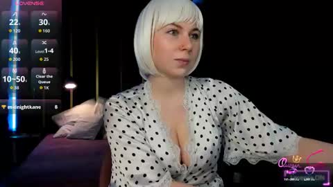 Snapshot of eva_lawrence chatting on July 9, 4:00 pm Eva online show from July 9, 4:00 pm