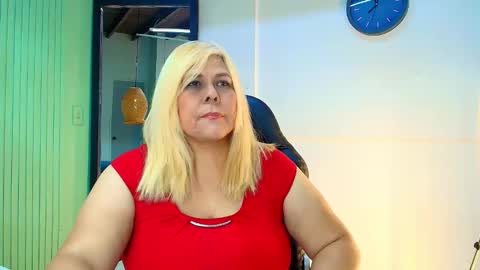 Snapshot of eva_love49 chatting on March 13, 6:58 pm eva_love49 online show from March 13, 6:58 pm