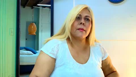 Snapshot of eva_love49 chatting on March 14, 5:29 pm eva_love49 online show from March 14, 5:29 pm