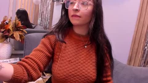 Angelinne online show from December 18, 3:23 am