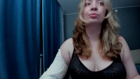 Ice Goddess online show from July 12, 9:39 pm