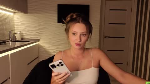 Eva online show from December 22, 11:02 pm
