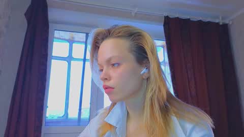 Hi there i am Eva and i wish create a nice community with you so join my Ticket Show for more pleasure online show from February 28, 12:39 pm