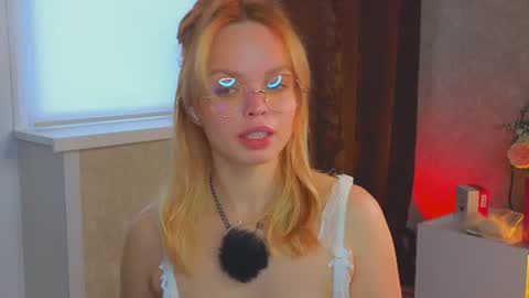 Hi there i am Eva and i wish create a nice community with you so join my Ticket Show for more pleasure online show from June 28, 11:49 am