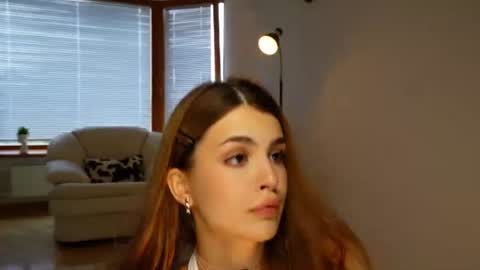 Hello my name is Eva its my first day here online show from June 24, 8:24 am