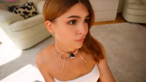 Hello my name is Eva its my first day here online show from July 30, 7:29 am
